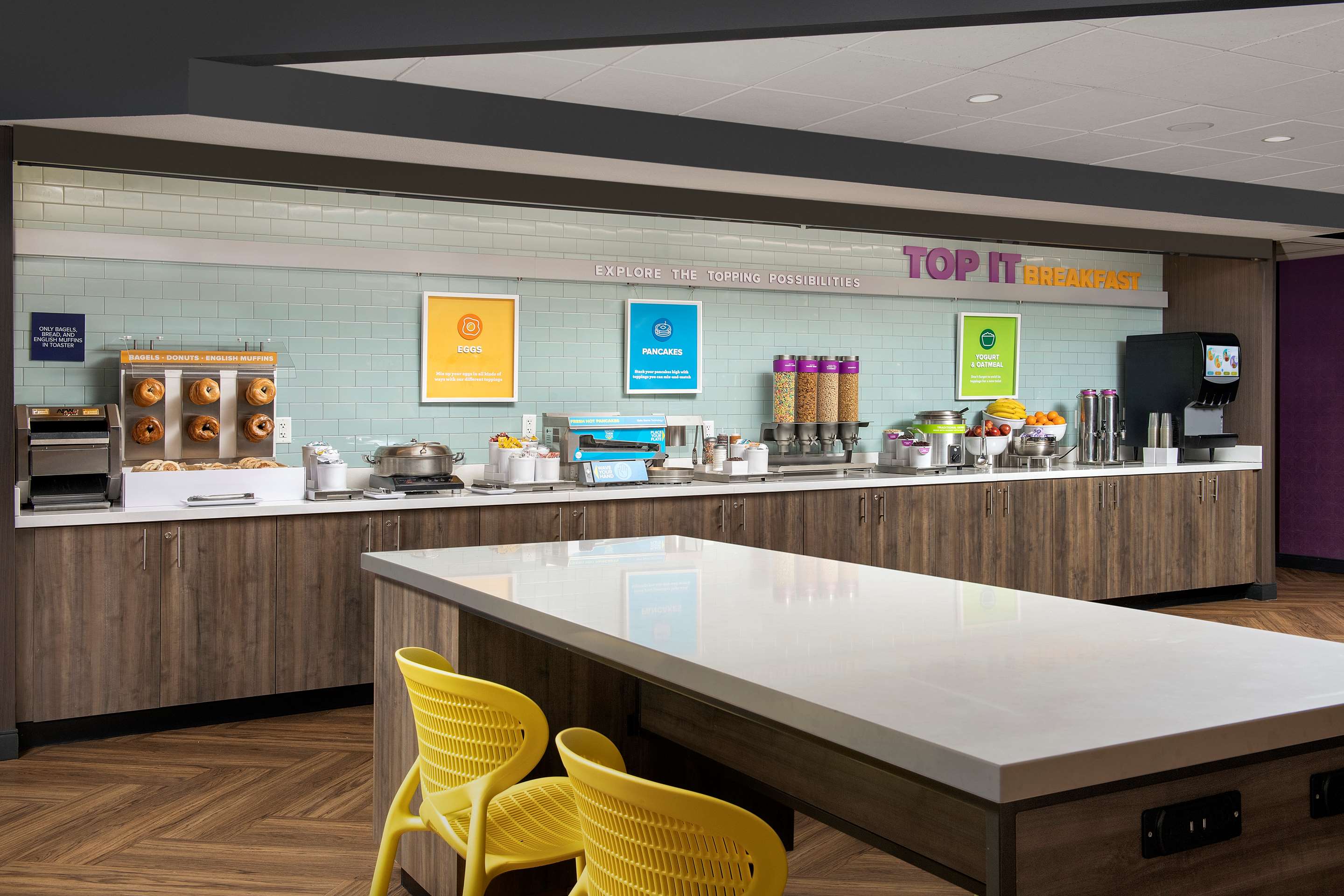 Breakfast Area | Tru by Hilton Rapid City Rushmore