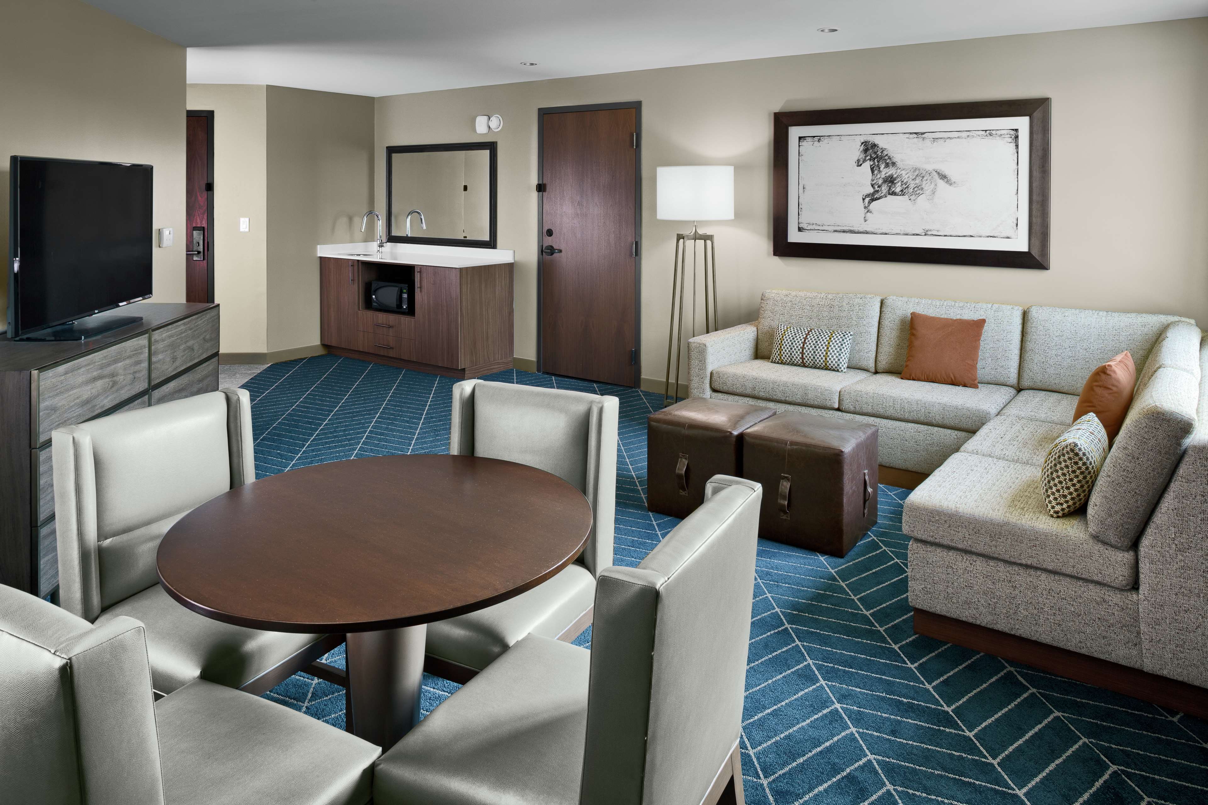 The Bevy Hotel Boerne, a DoubleTree by Hilton Room Type - 1 KING ONE BEDROOM SUITE The Bevy Hotel Boerne, a DoubleTree by Hilton Room Type - 1 KING ONE BEDROOM SUITE