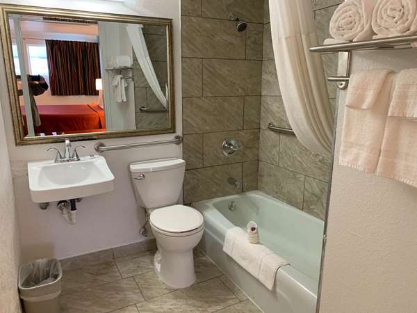  - Studio 6 Extended Stay Hotel Lincoln Airport - I-80, Exit 399