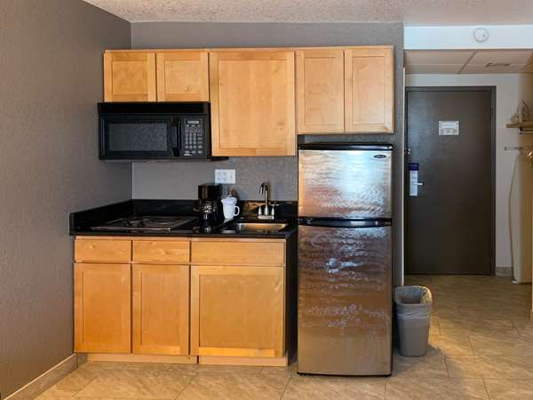  - Studio 6 Extended Stay Hotel Lincoln Airport - I-80, Exit 399