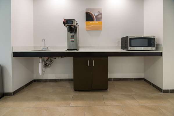 Restaurant - Studio 6 Extended Stay Hotel Corpus Christi