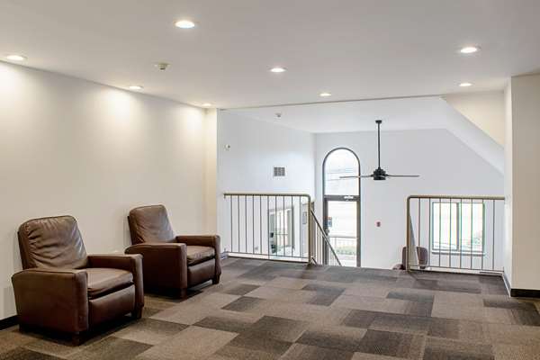 Bar - Hampton Inn & Suites Vineland