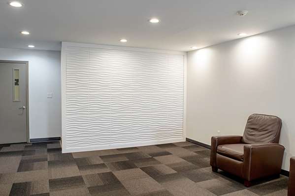 Bar - Hampton Inn & Suites Vineland