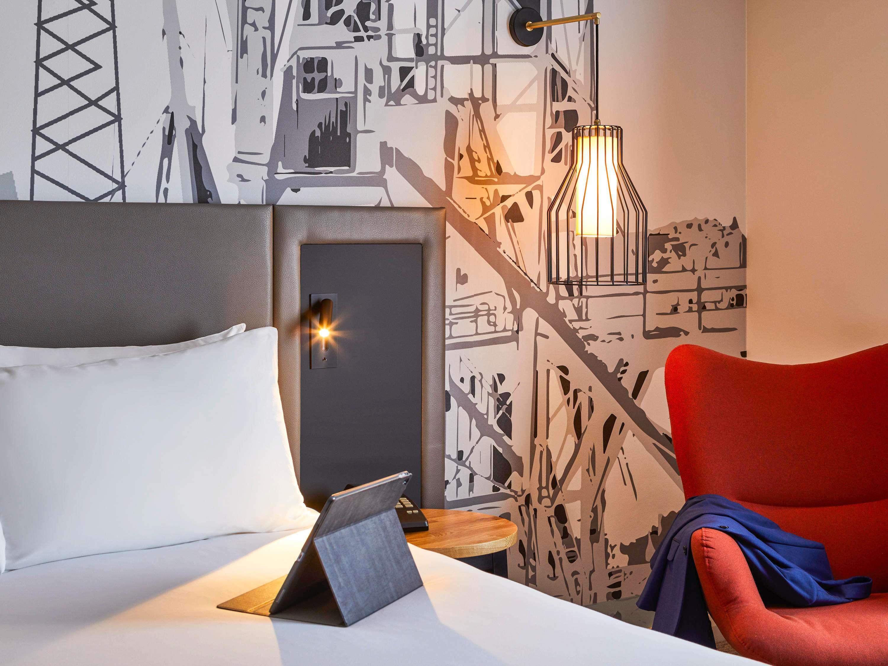 Mercure Cardiff North Hotel Room Type - Classic Twin Room