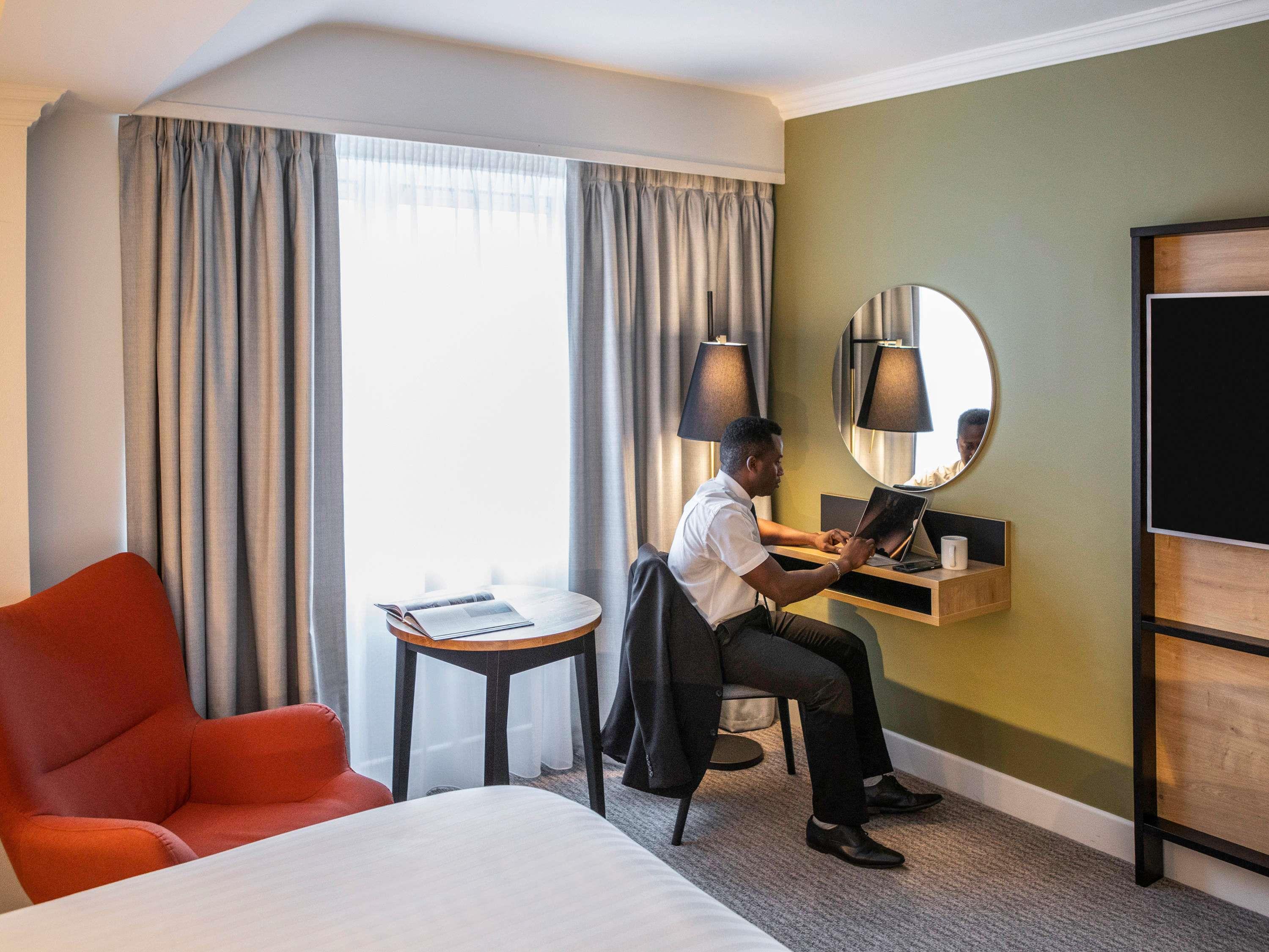 Mercure Nottingham Sherwood Hotel Room Type - Classic room - 2 single beds