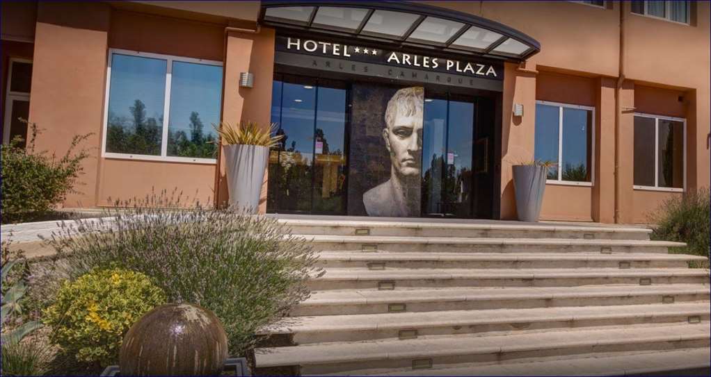 Hotel Arles Plaza