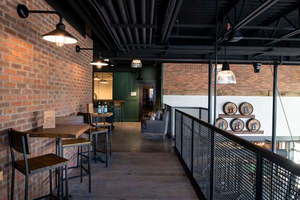 Restaurant - Cantilever Hotel Ranier