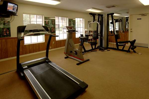 Fitness/ Exercise Room - Polynesian Isles Resort Kissimmee