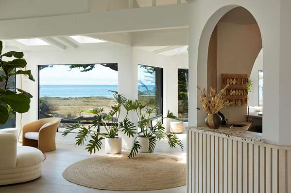 Exterior view - White Water Inn Cambria