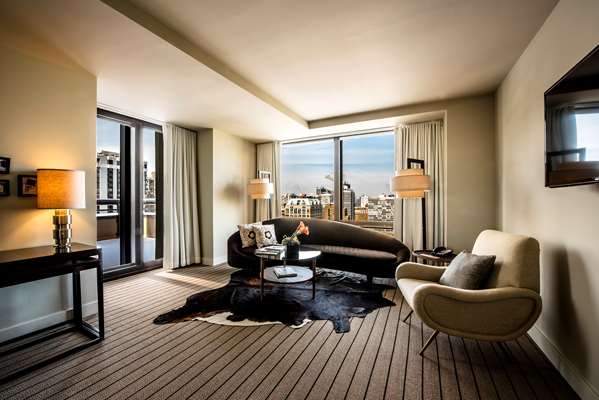 Suite - Thompson Hotel Chicago