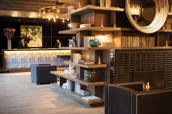  - Thompson Hotel Chicago