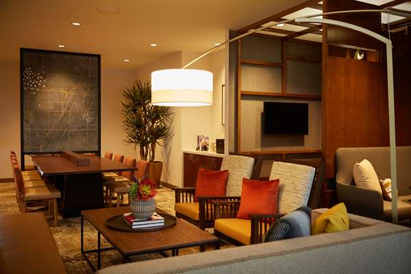  - Hyatt Place Hotel Las Vegas at Silverton Village - I-15, Exit 33