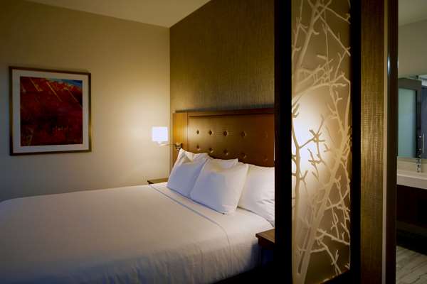  - Hyatt Place Hotel Las Vegas at Silverton Village - I-15, Exit 33
