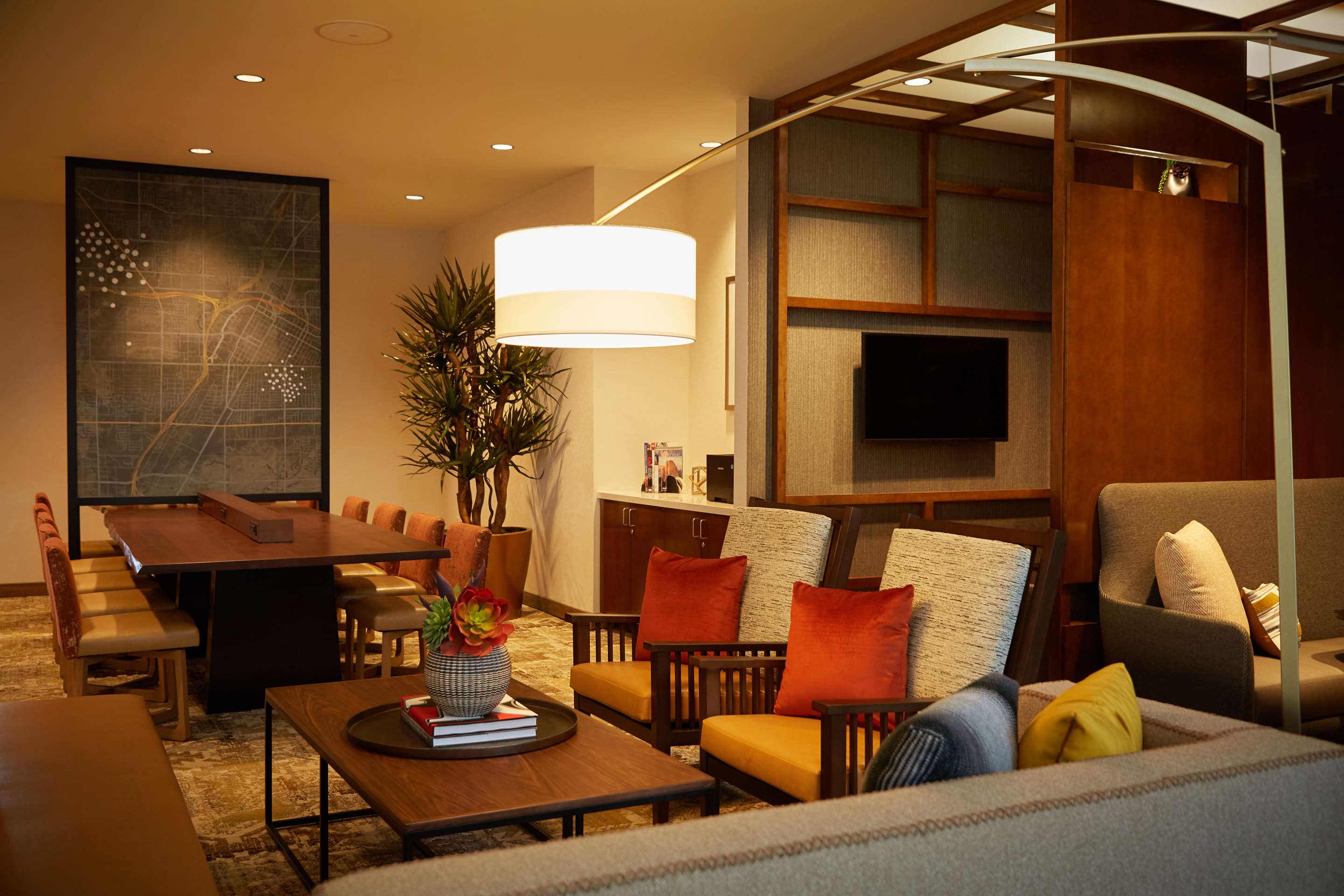 Lobby | Hyatt Place Las Vegas at Silverton Village