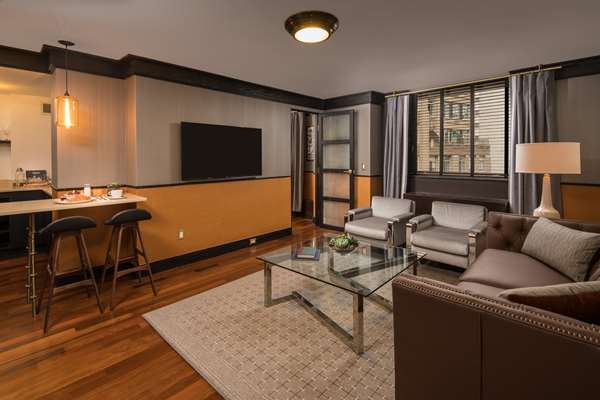 Suite - Gild Hall Hotel New York
