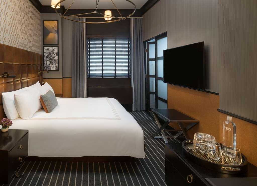 Guest photo
