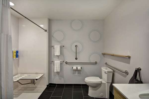  - Tru by Hilton Huber Heights - I-70, Exit 38