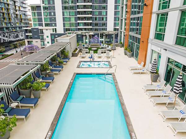 Pool - Carte Hotel Downtown San Diego - I-5, Exits 16B & 17