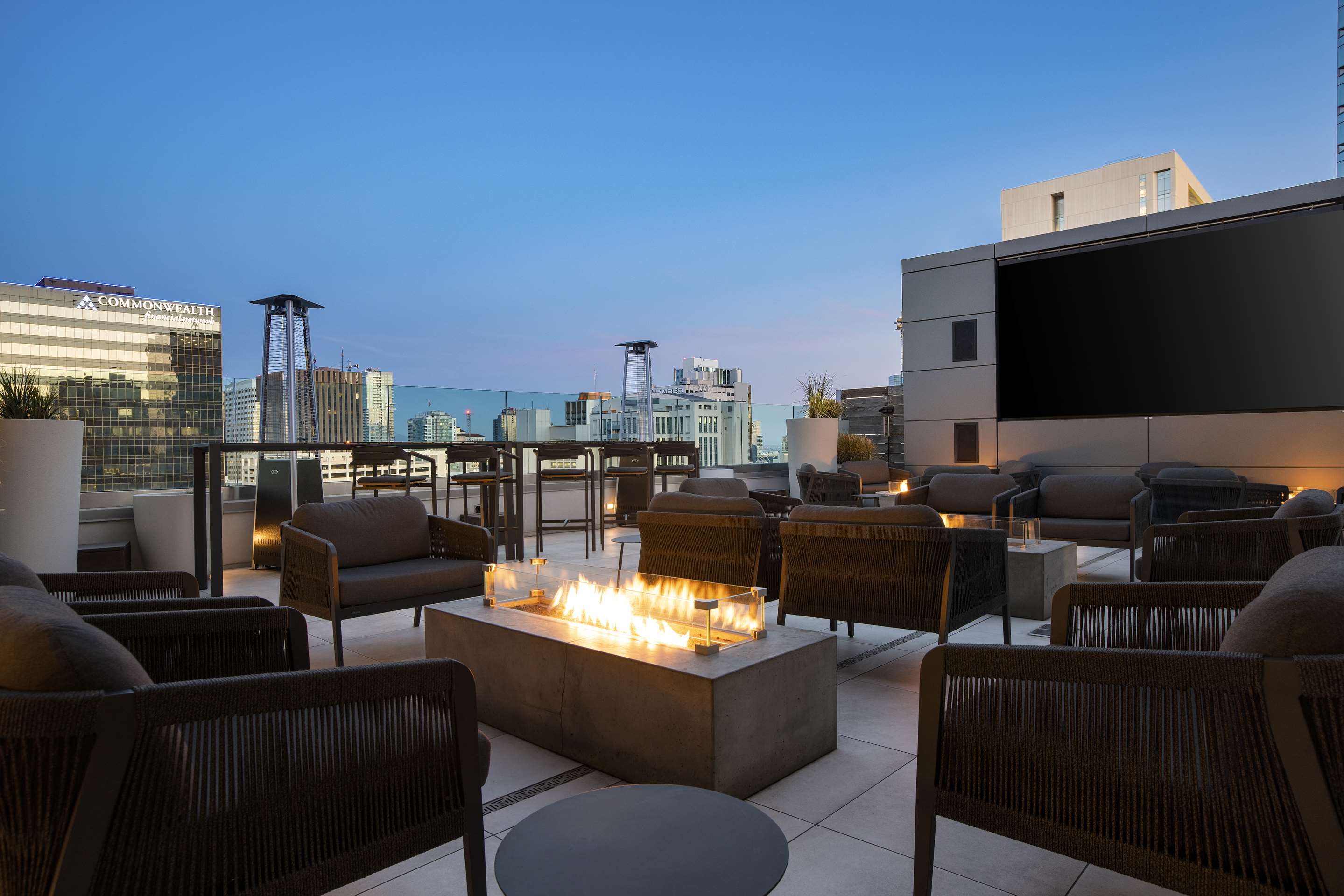BarLounge | Carte Hotel San Diego Downtown, Curio Collection by Hilton