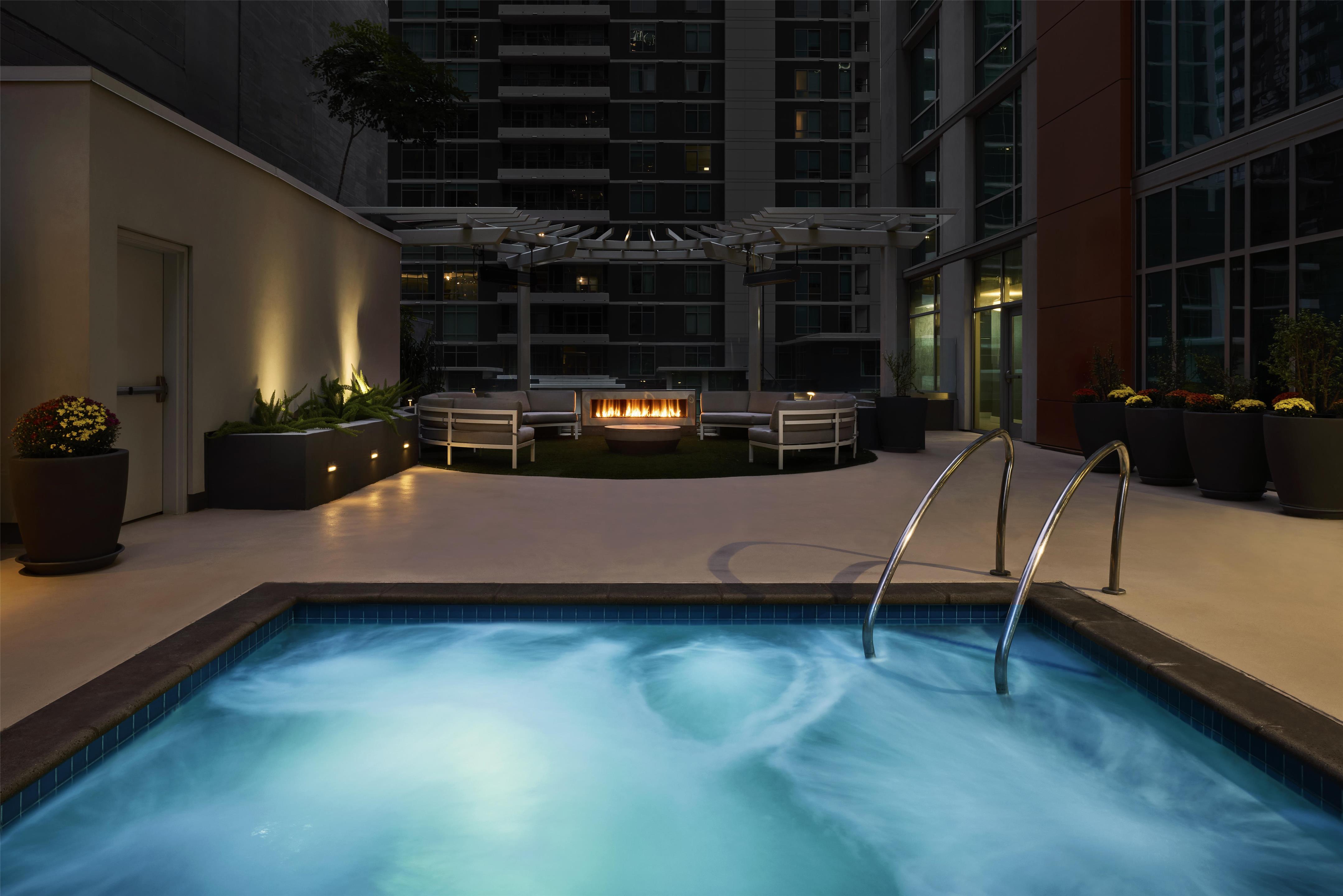 Recreational Facility | Carte Hotel San Diego Downtown, Curio Collection by Hilton