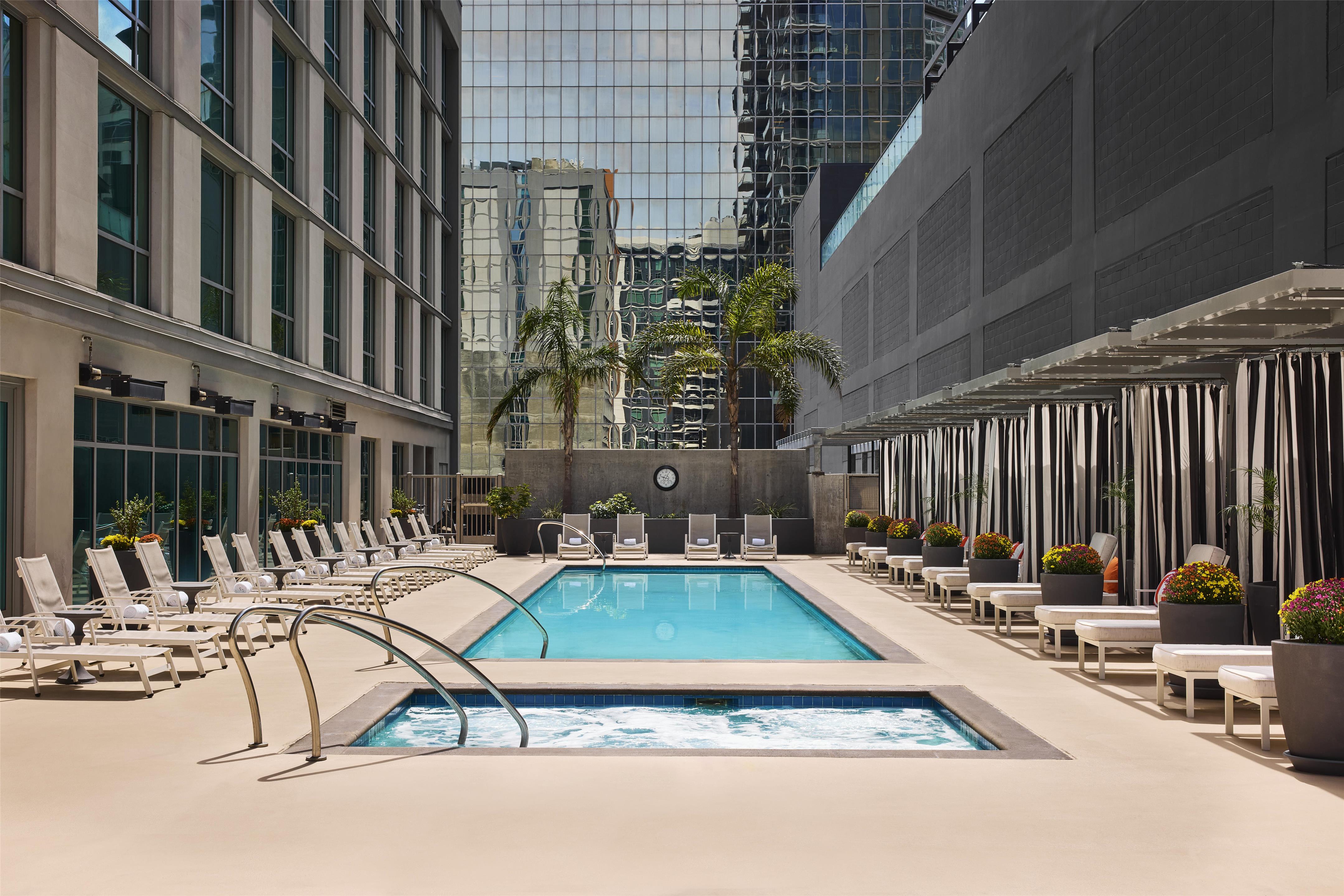 Pool | Carte Hotel San Diego Downtown, Curio Collection by Hilton