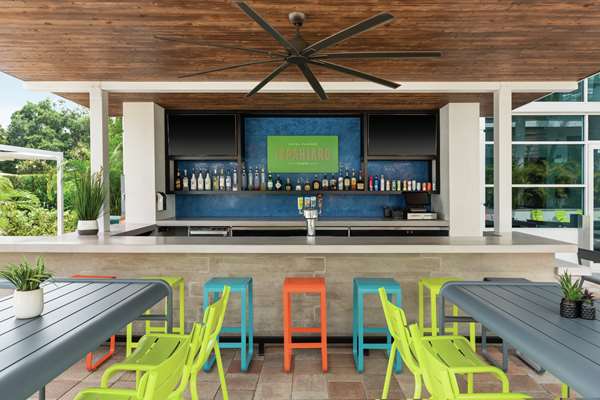 Pool - Hotel Alba Tampa