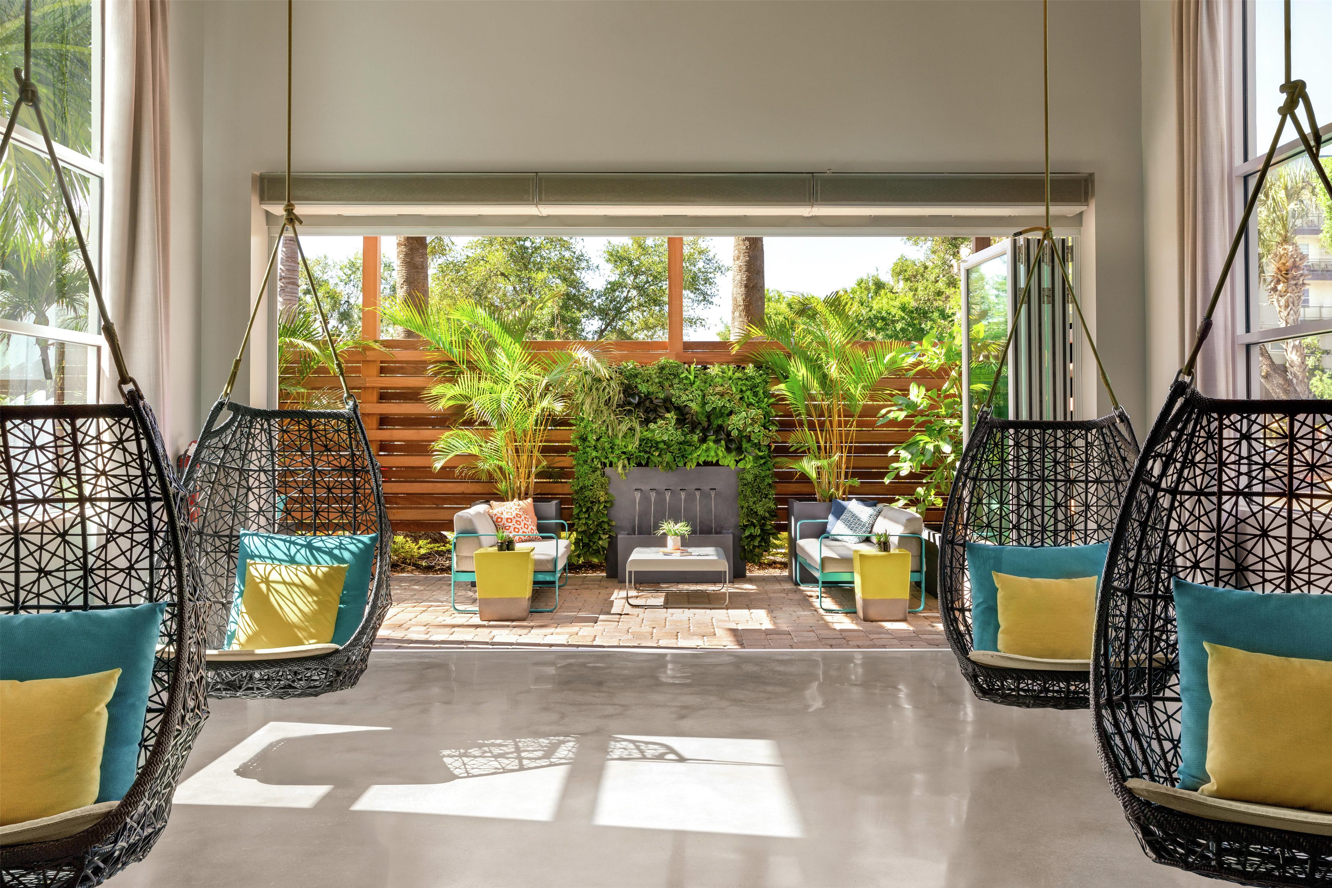 Lobby | Hotel Alba, Tapestry Collection by Hilton
