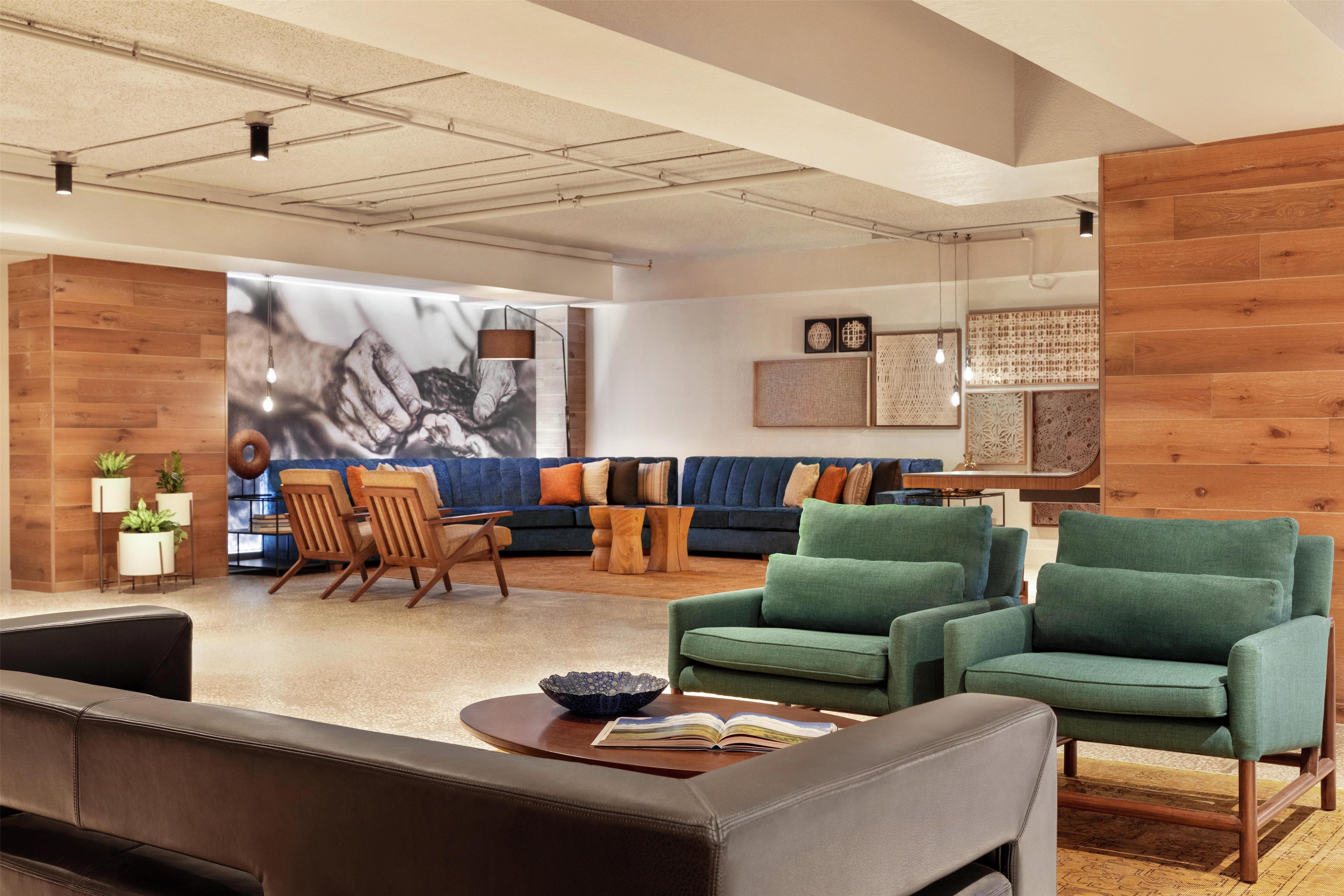 Lobby | Hotel Alba, Tapestry Collection by Hilton