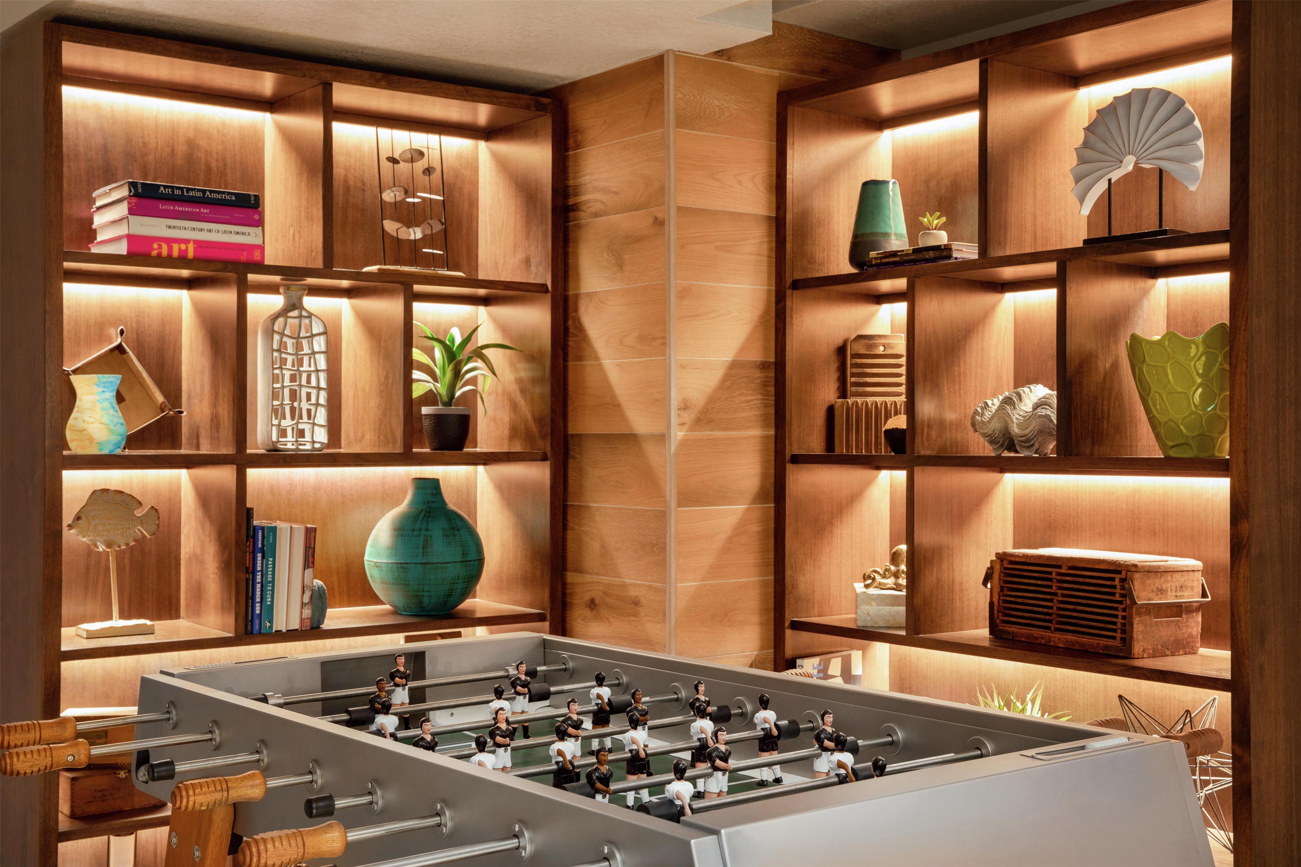 Lobby | Hotel Alba, Tapestry Collection by Hilton