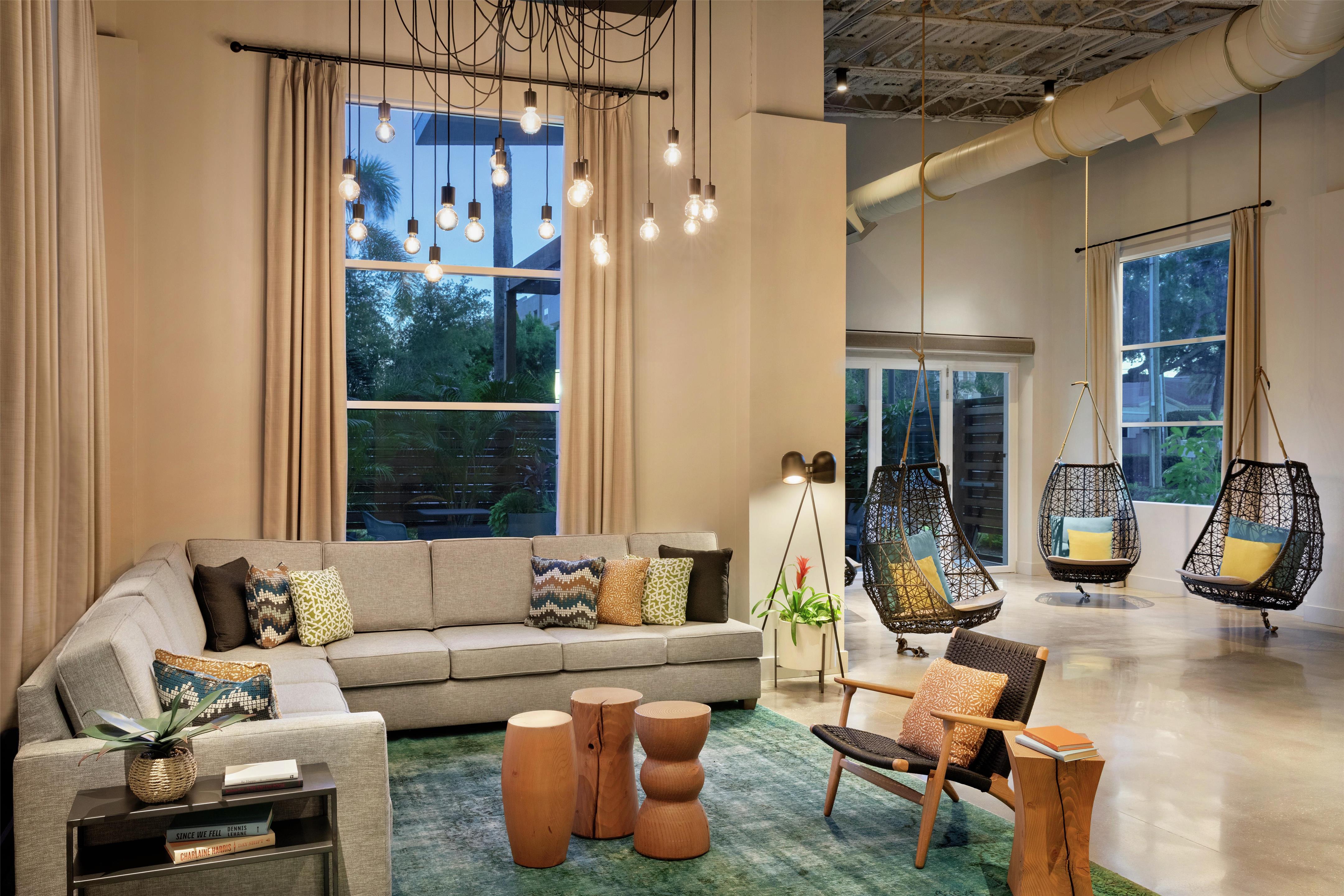 Lobby | Hotel Alba, Tapestry Collection by Hilton