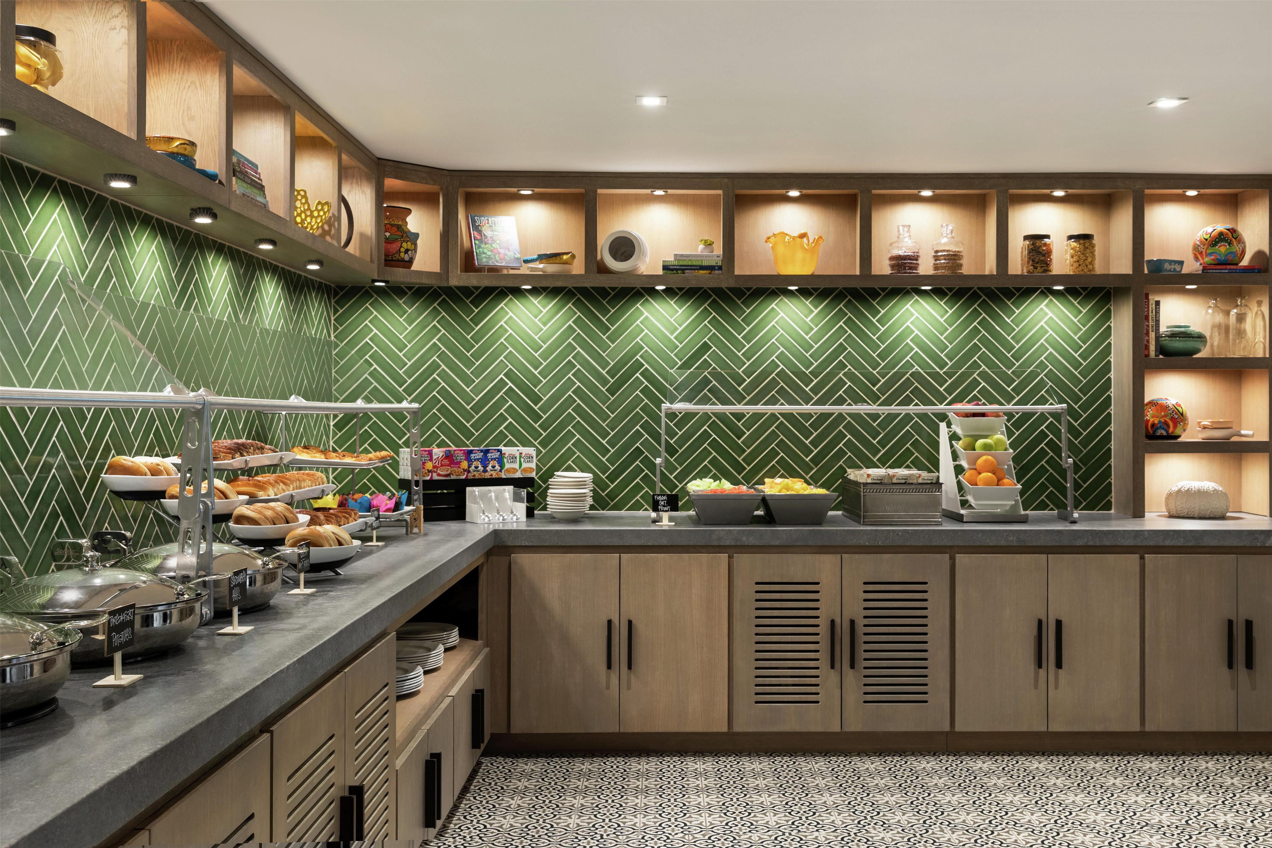 Breakfast Area | Hotel Alba, Tapestry Collection by Hilton
