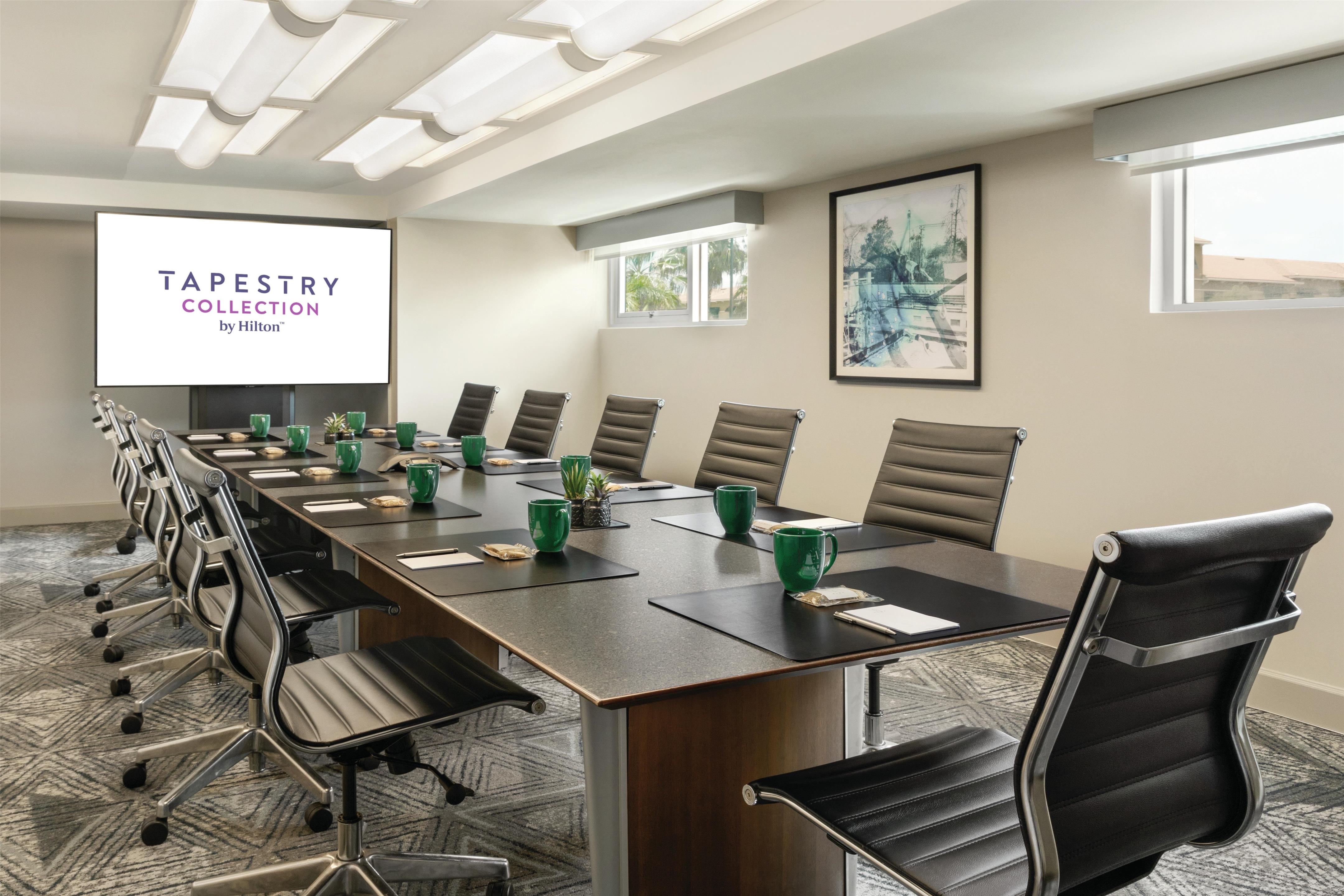 Meeting Room | Hotel Alba, Tapestry Collection by Hilton