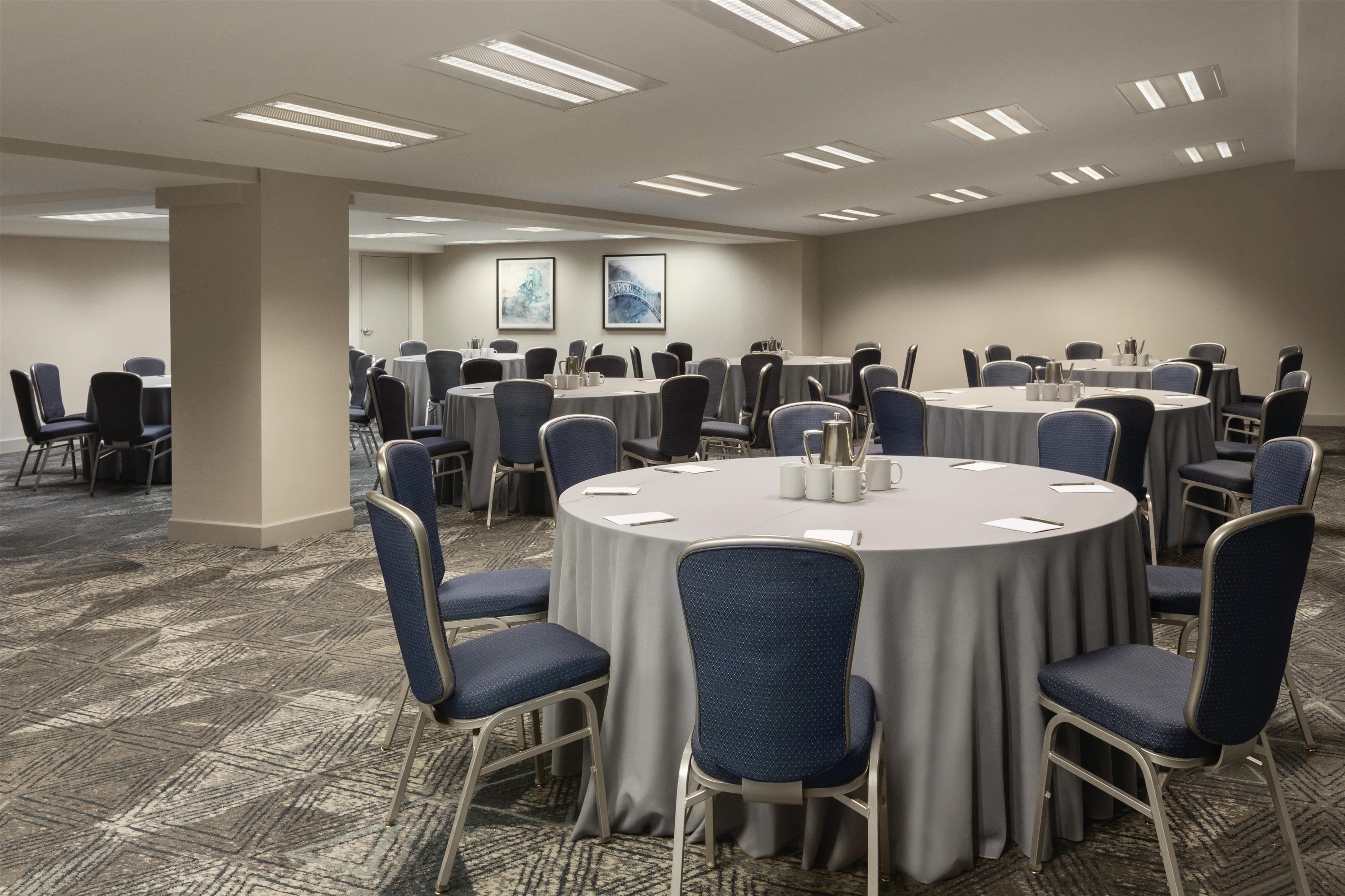 Meeting Room | Hotel Alba, Tapestry Collection by Hilton