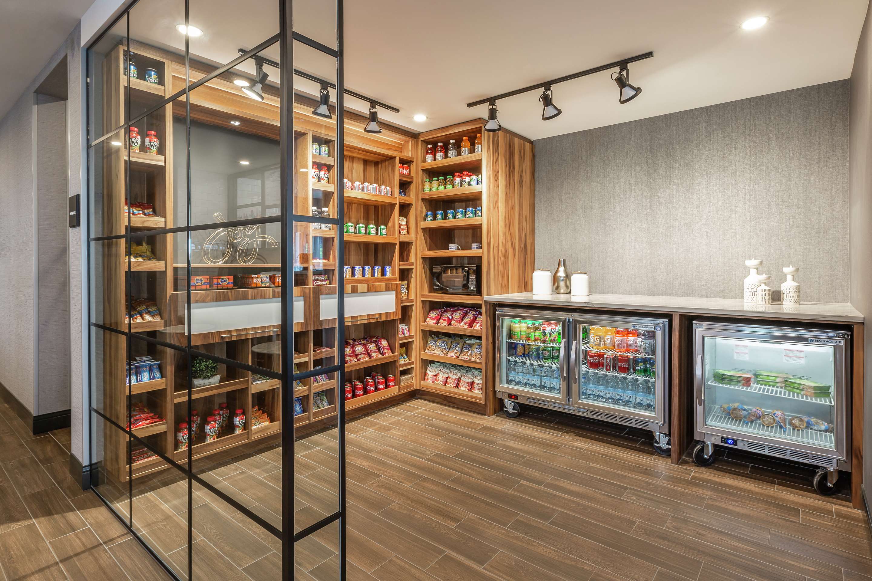 Restaurant | Hampton Inn & Suites by Hilton Quebec City Beauport