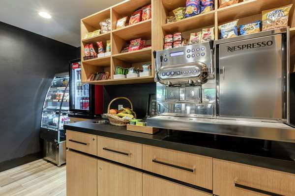 Restaurant - DoubleTree Resort by Hilton Hotel Quebec City