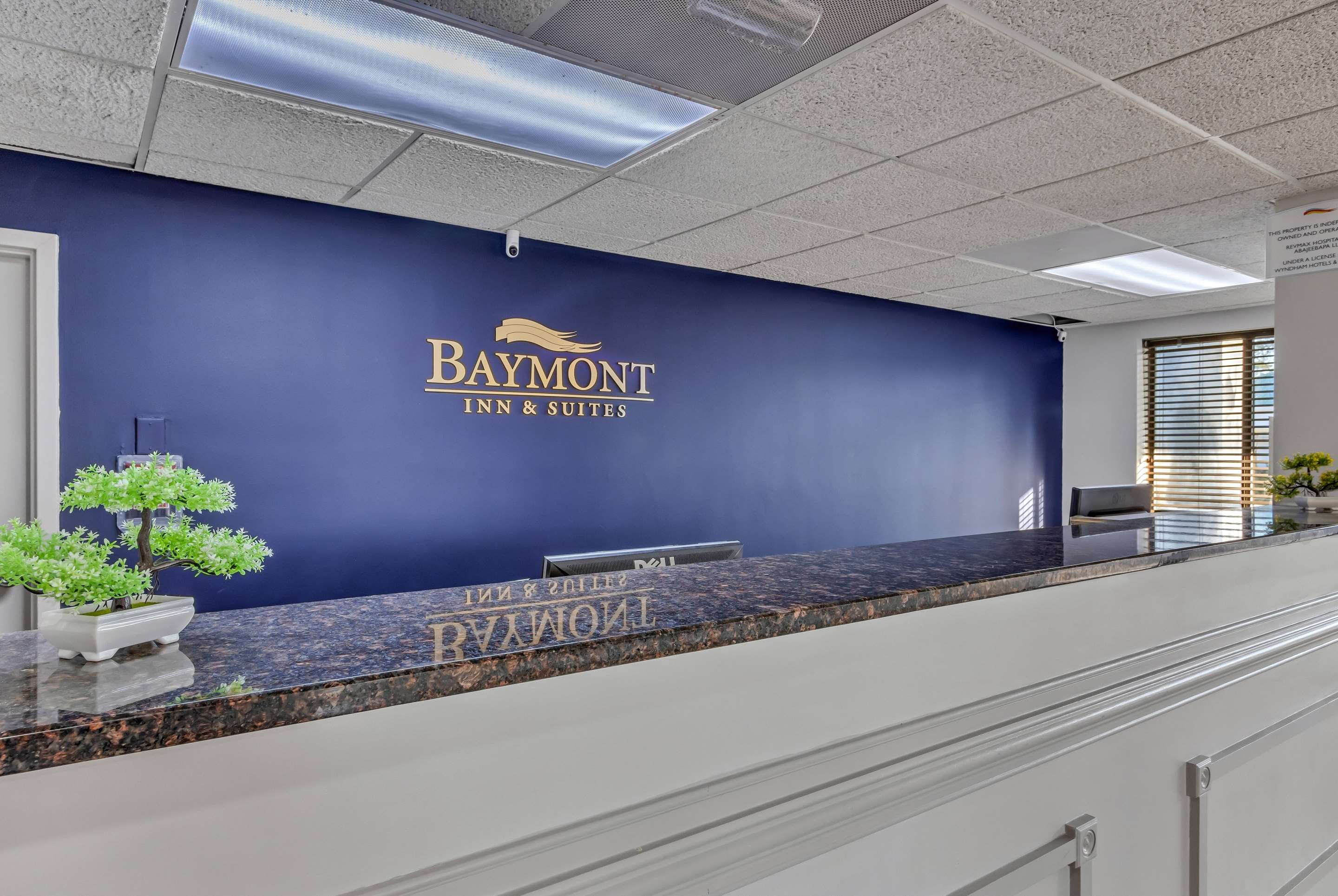 Lobby | Baymont by Wyndham North Myrtle Beach