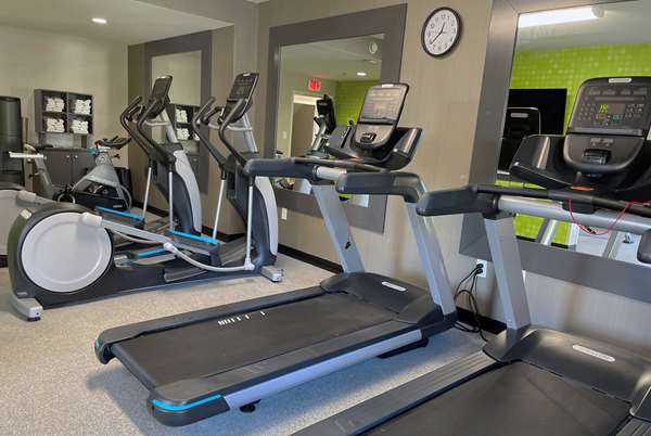 Fitness/ Exercise Room - La Quinta Inn & Suites Jonesboro