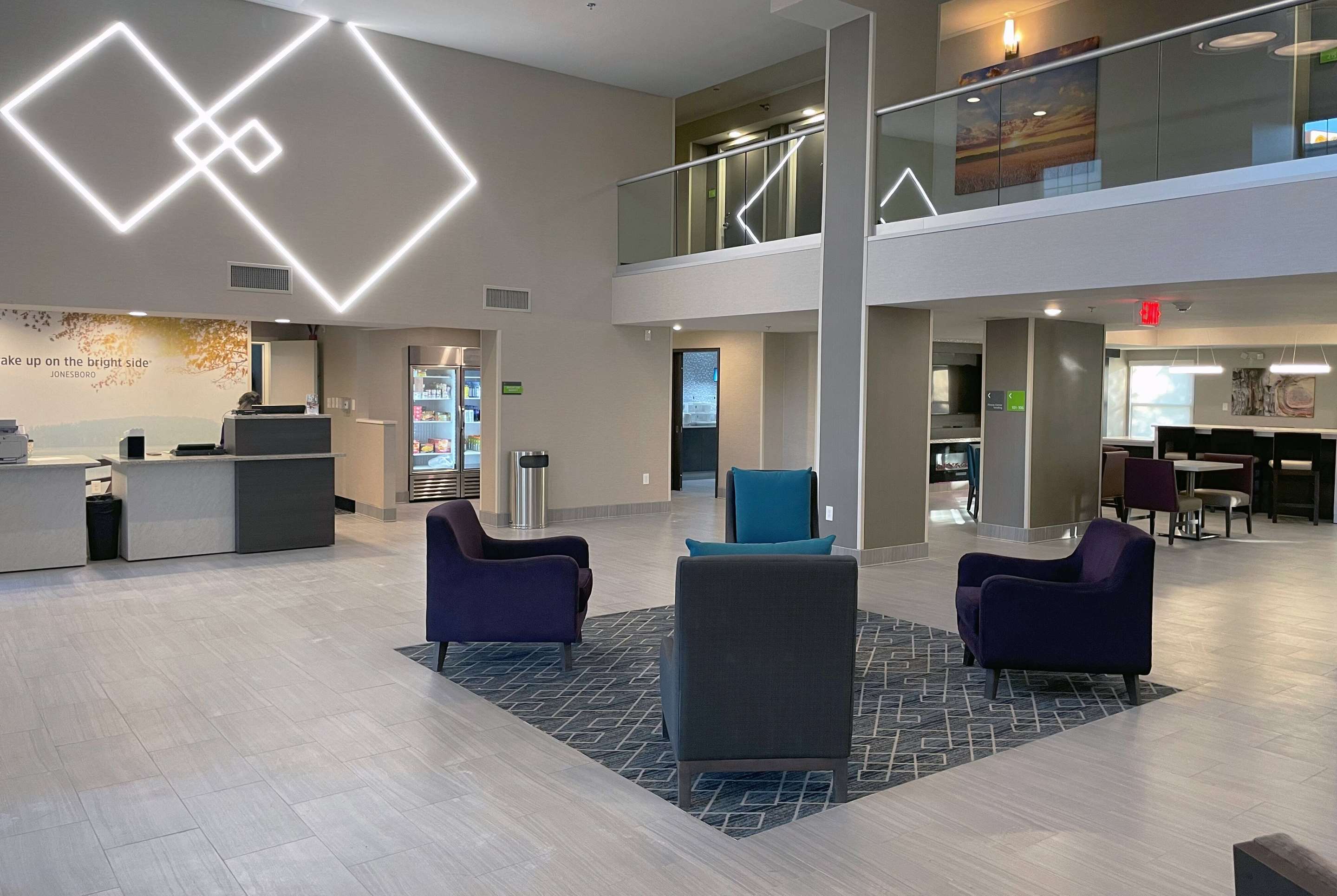 Lobby | La Quinta Inn & Suites by Wyndham Jonesboro