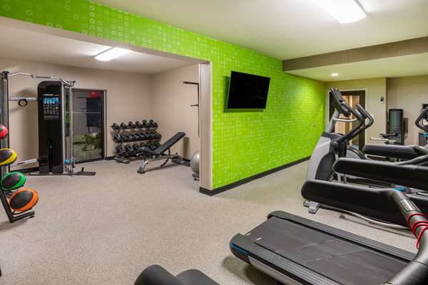 Fitness/ Exercise Room - La Quinta Inn & Suites Jonesboro