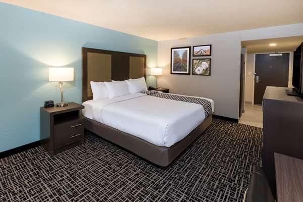  - La Quinta Inn & Suites Jonesboro