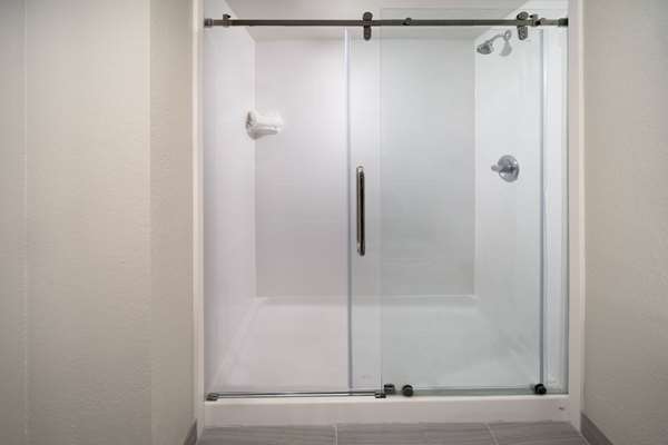  - La Quinta Inn & Suites Jonesboro