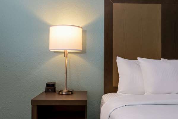  - La Quinta Inn & Suites Jonesboro