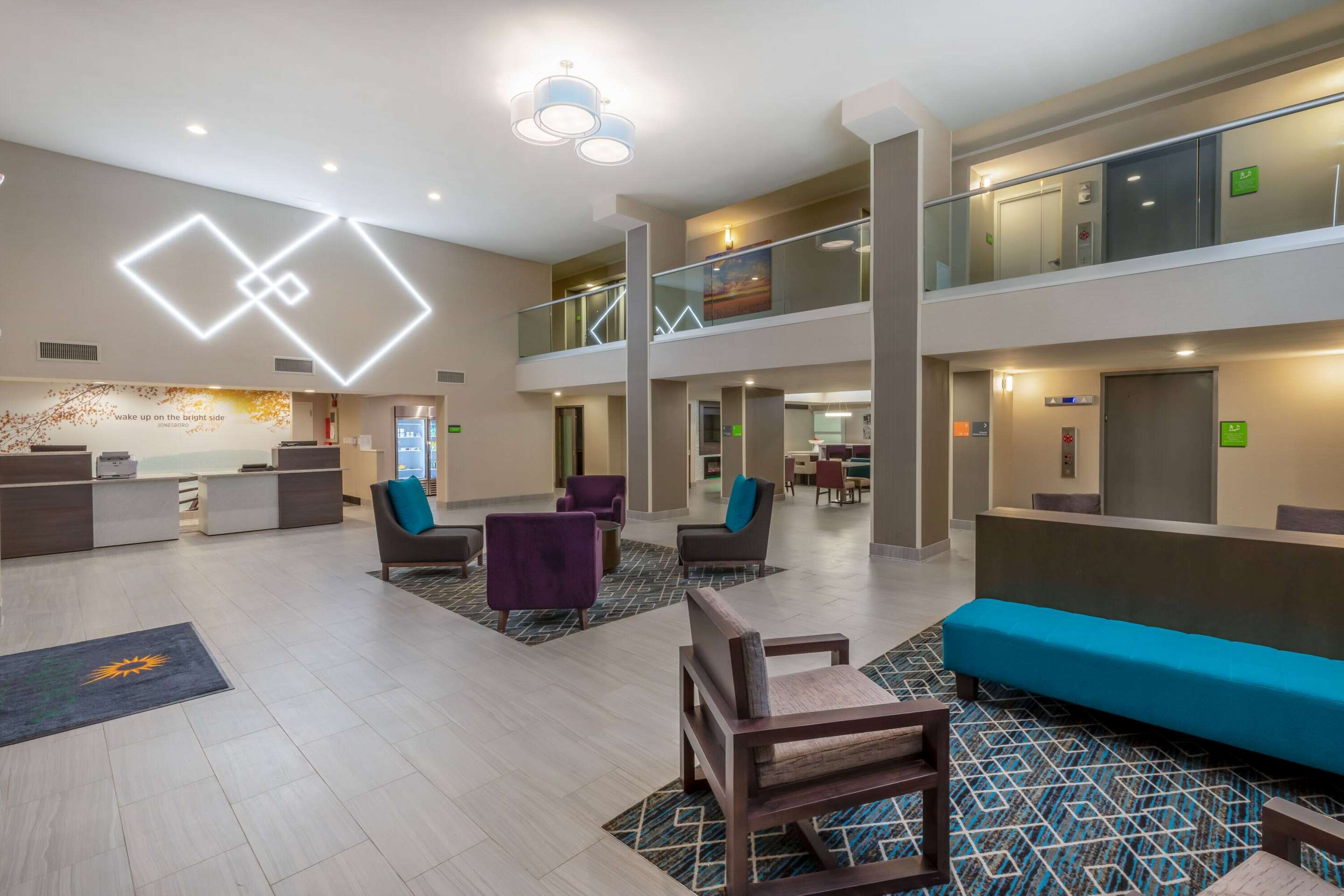 Lobby | La Quinta Inn & Suites by Wyndham Jonesboro