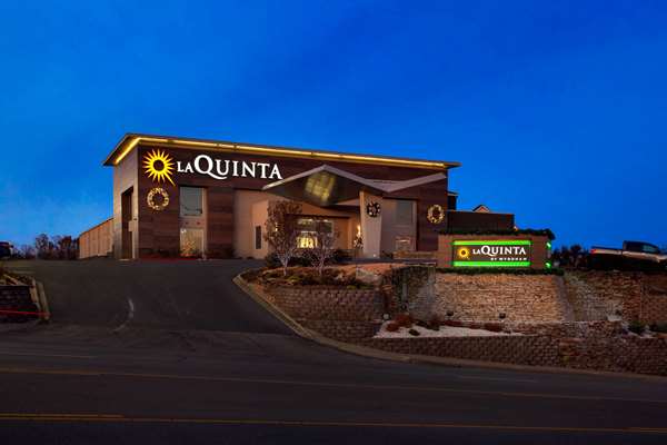 Exterior view - La Quinta Inn & Suites Branson