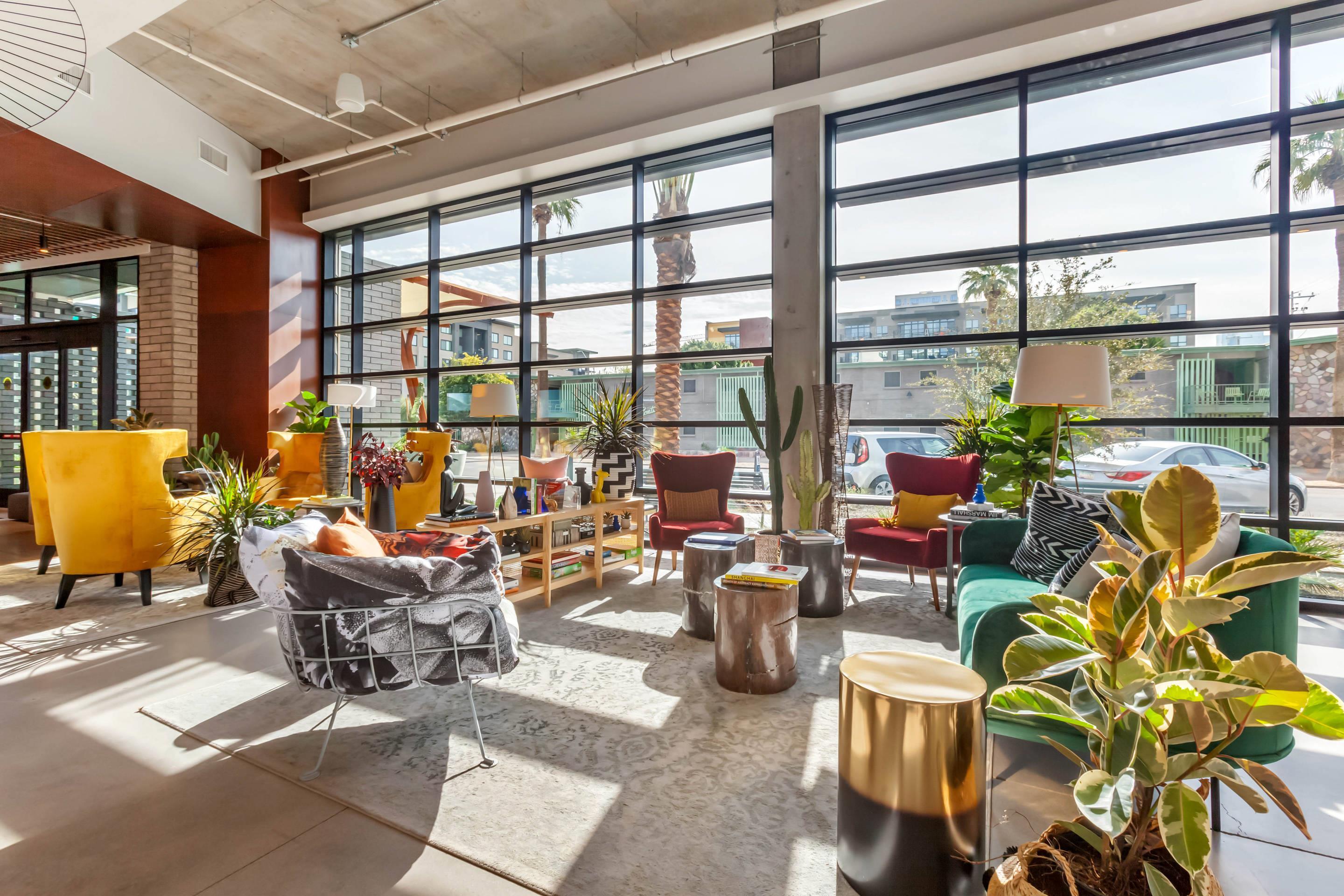 Upscale amenities with sleek, downtown décor | Cambria Hotel Downtown Phoenix Convention Center