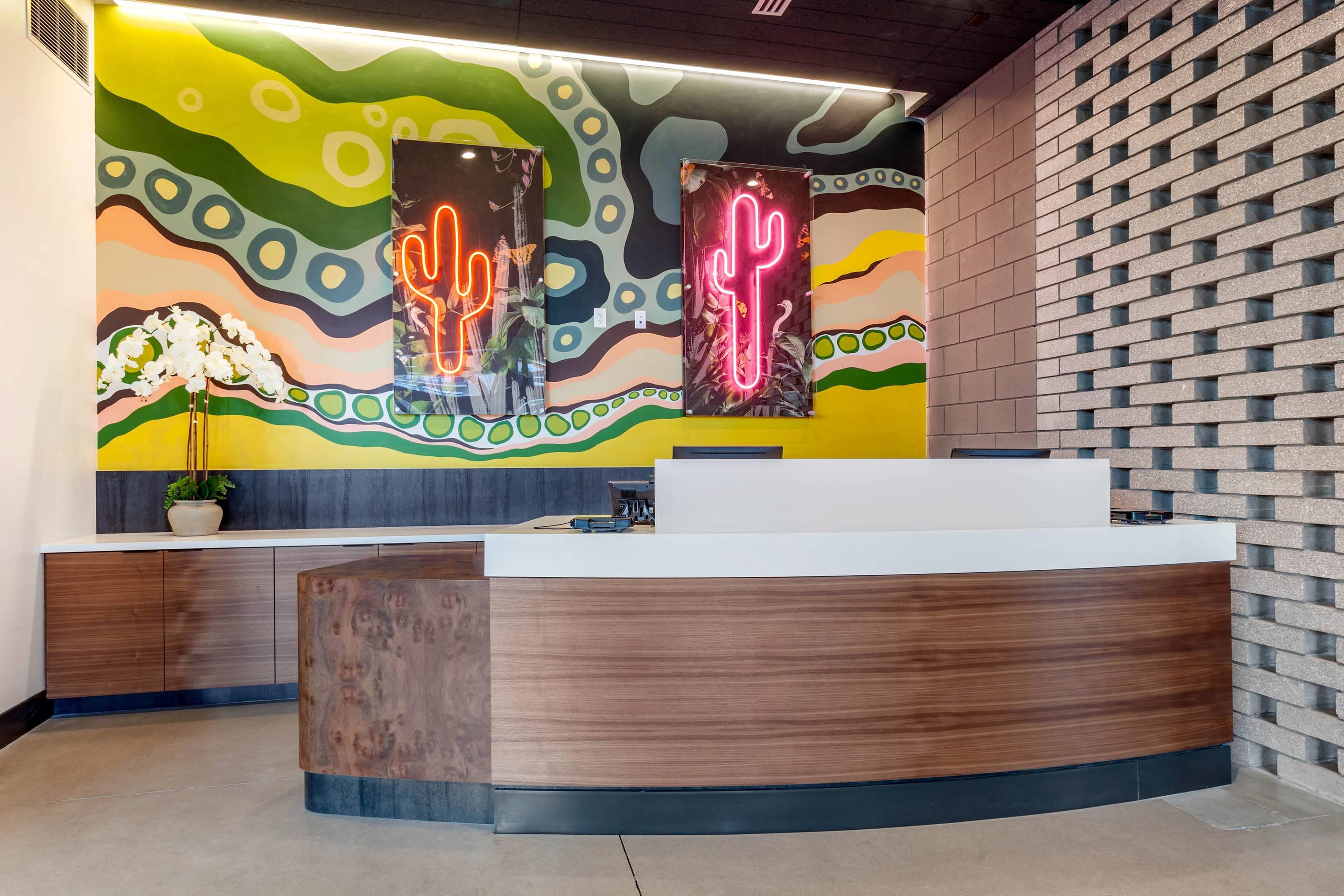 Front desk | Cambria Hotel Downtown Phoenix Convention Center