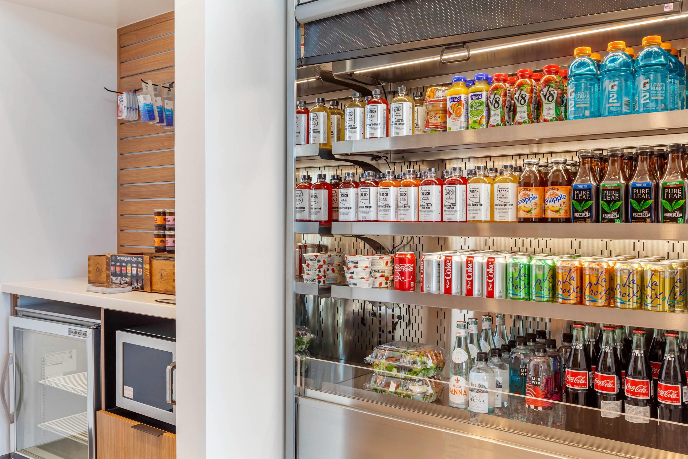 Hotel marketplace | Cambria Hotel Downtown Phoenix Convention Center