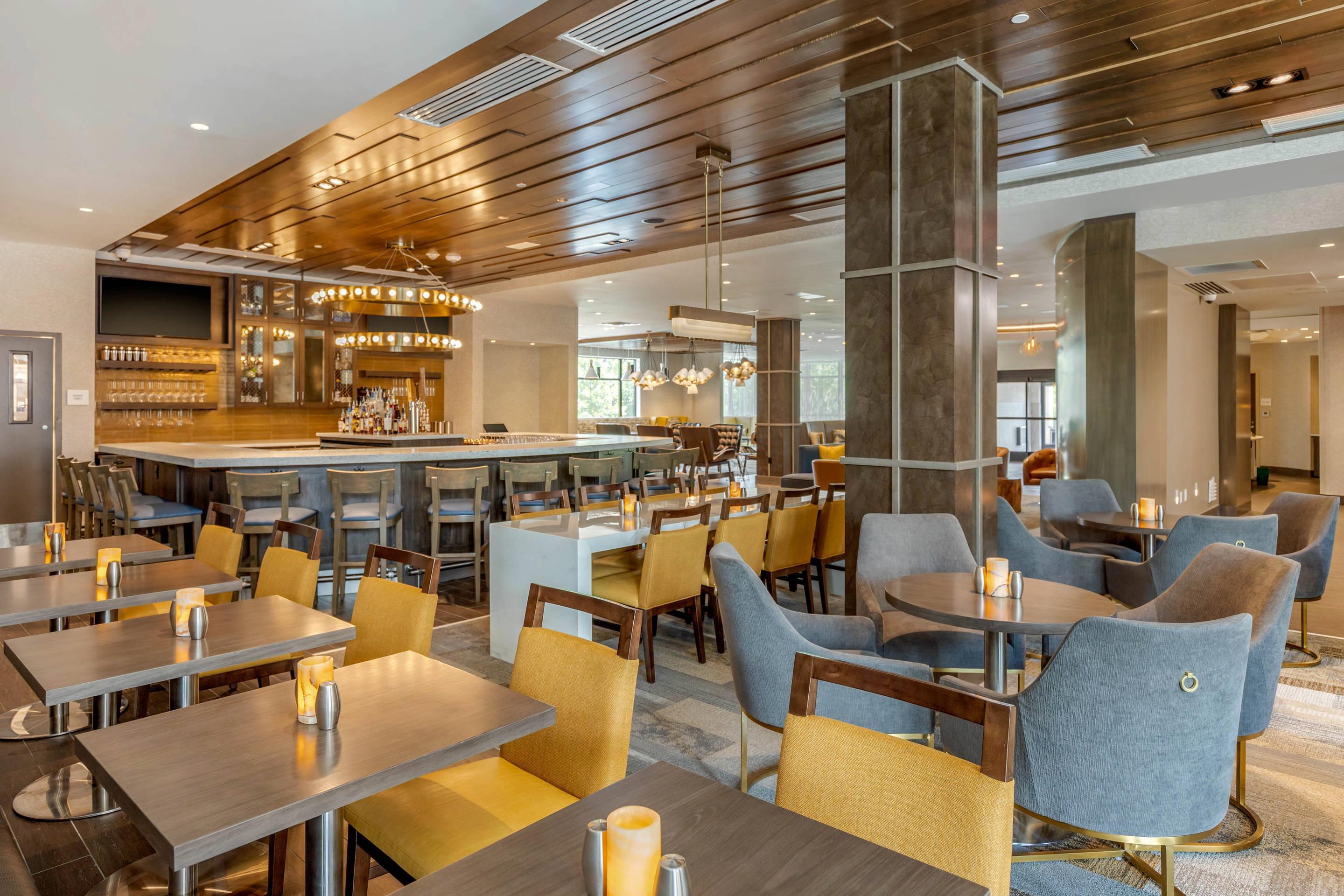 Breakfast area | Cambria Hotel Downtown Phoenix Convention Center