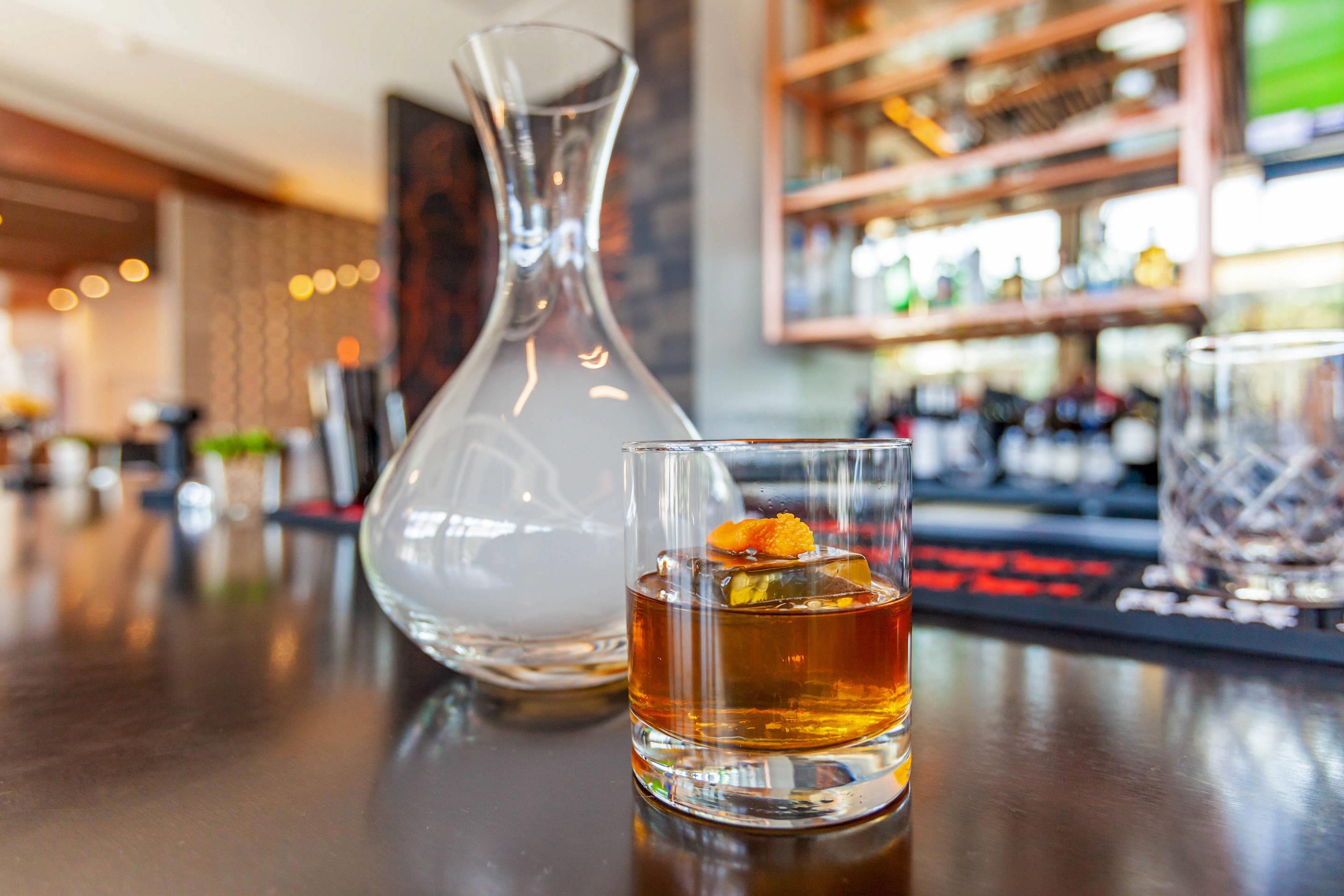 Enjoy locally inspired menu items and drinks | Cambria Hotel Downtown Phoenix Convention Center