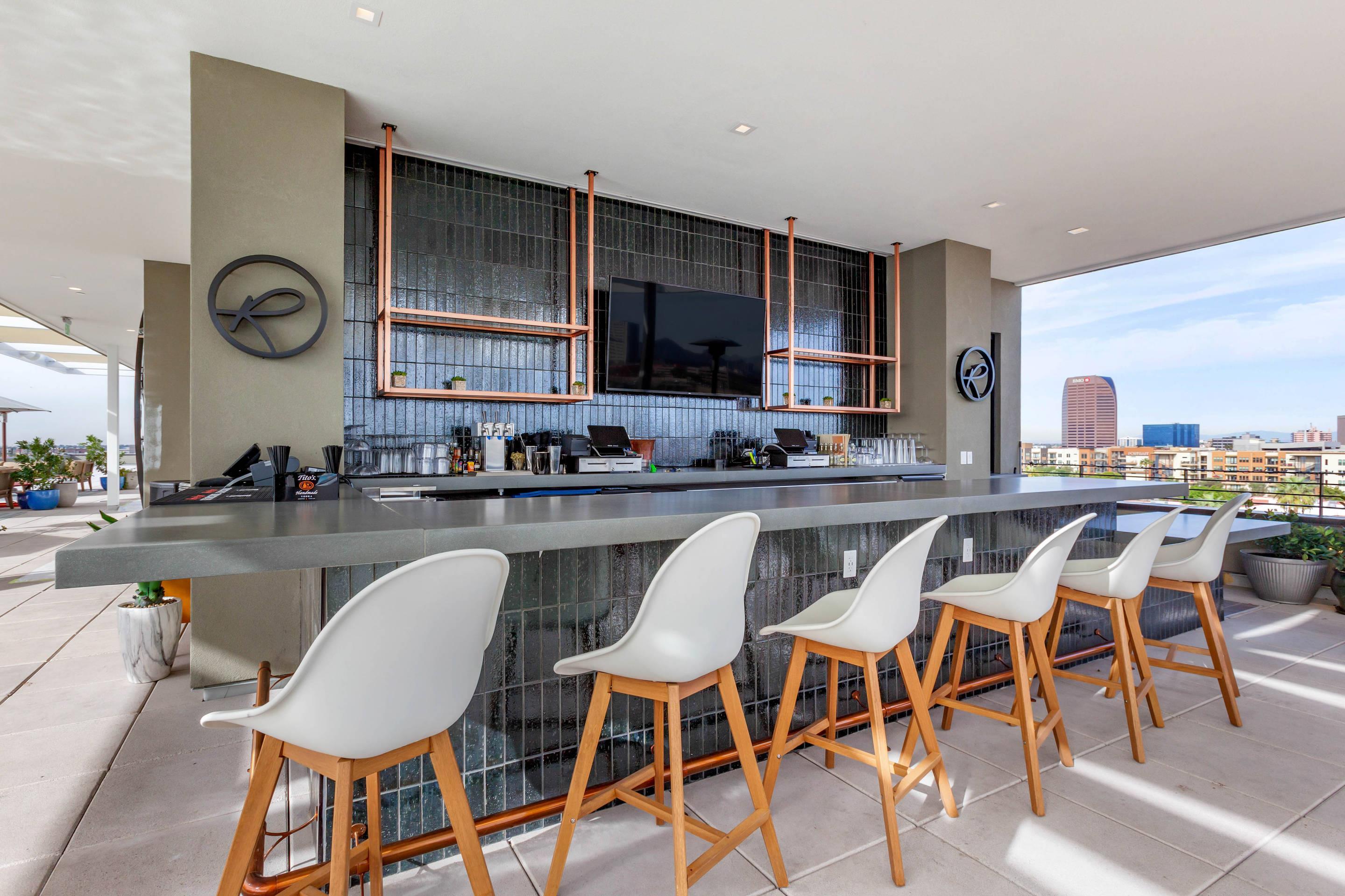 Rooftop bar and lounge | Cambria Hotel Downtown Phoenix Convention Center